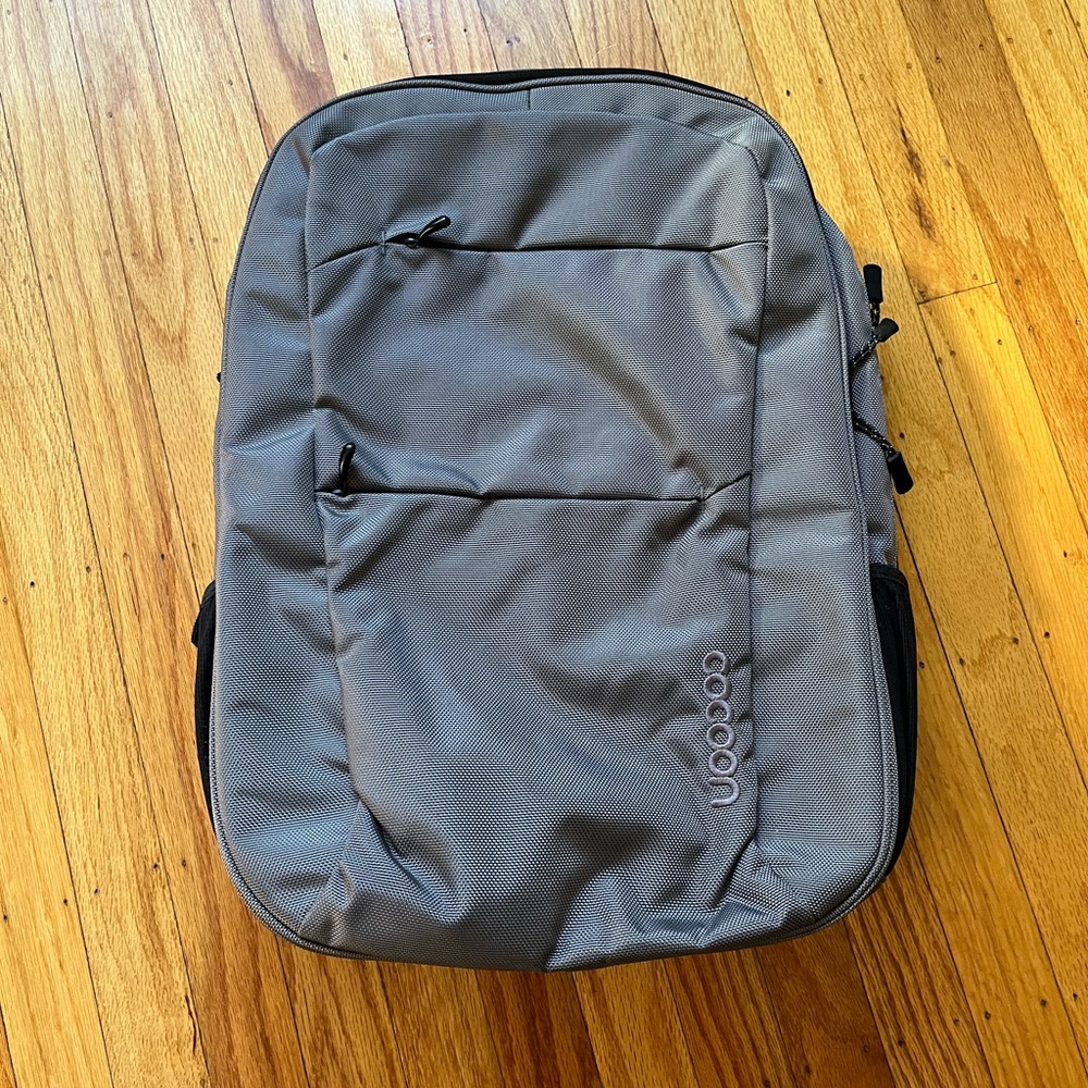 Cocoon Slim Backpack